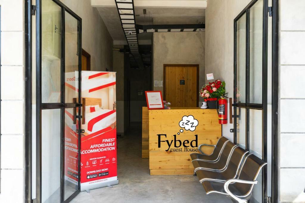 Fybed Aparthotel เซอมารัง ภายนอก รูปภาพ
