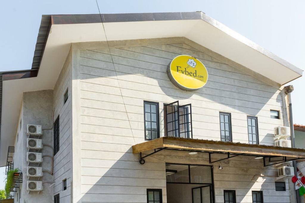 Fybed Aparthotel เซอมารัง ภายนอก รูปภาพ